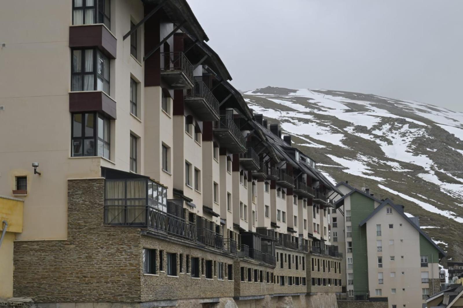 Estudio Infinity Con Parking Sierra Nevada Exterior foto
